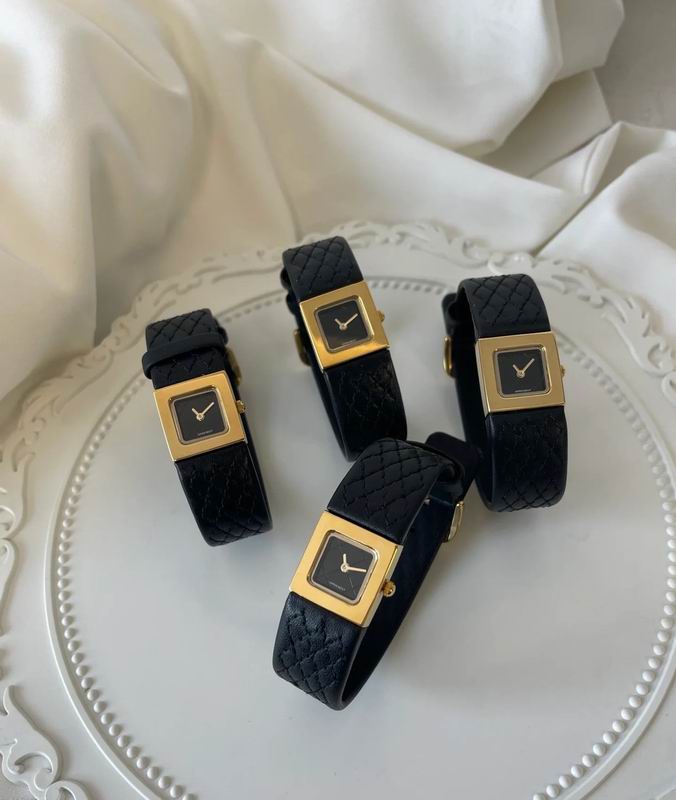 Chanel watch 052307